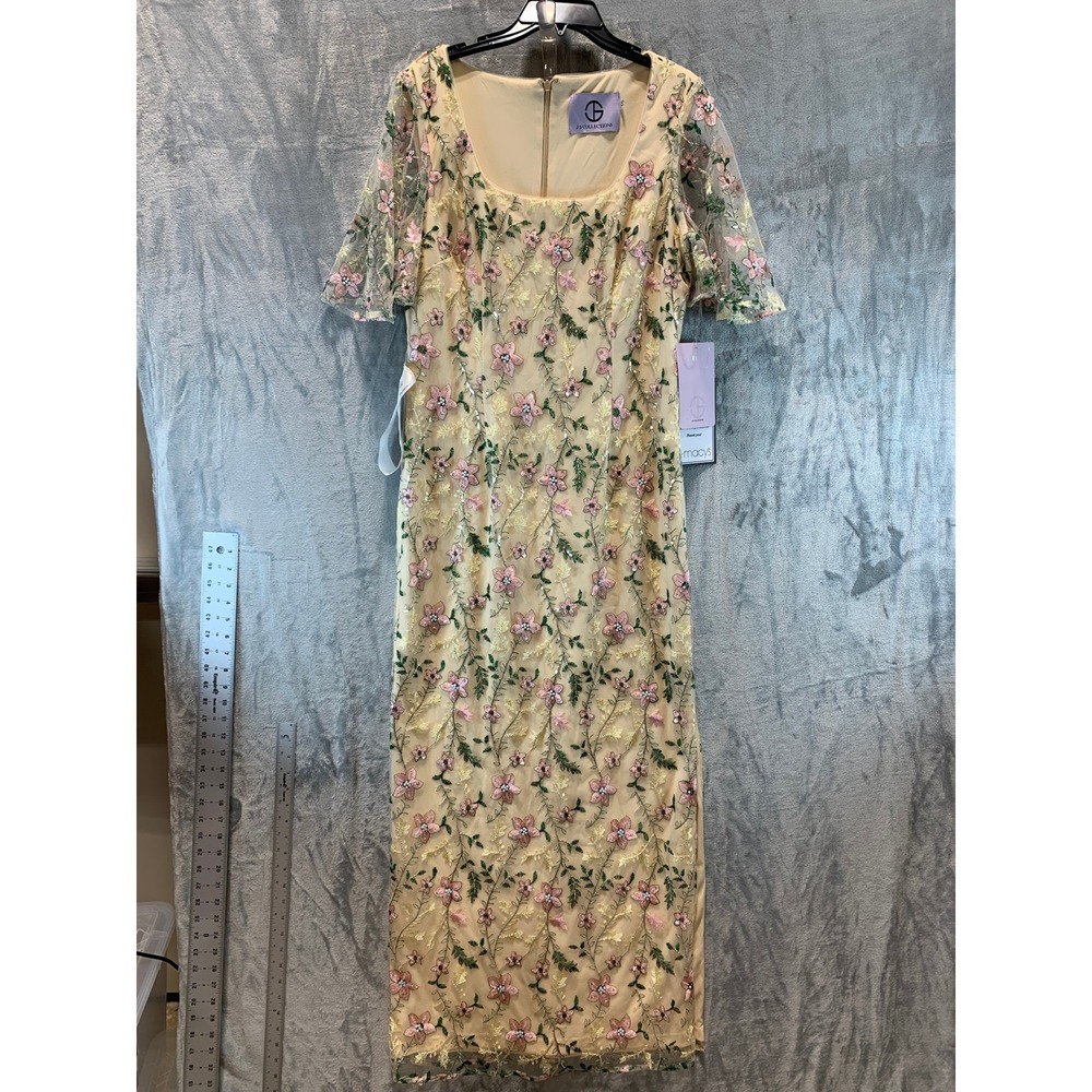 JS Collections Floral Embroidered Sequin Gown Champagne Pink Size 10 NEW